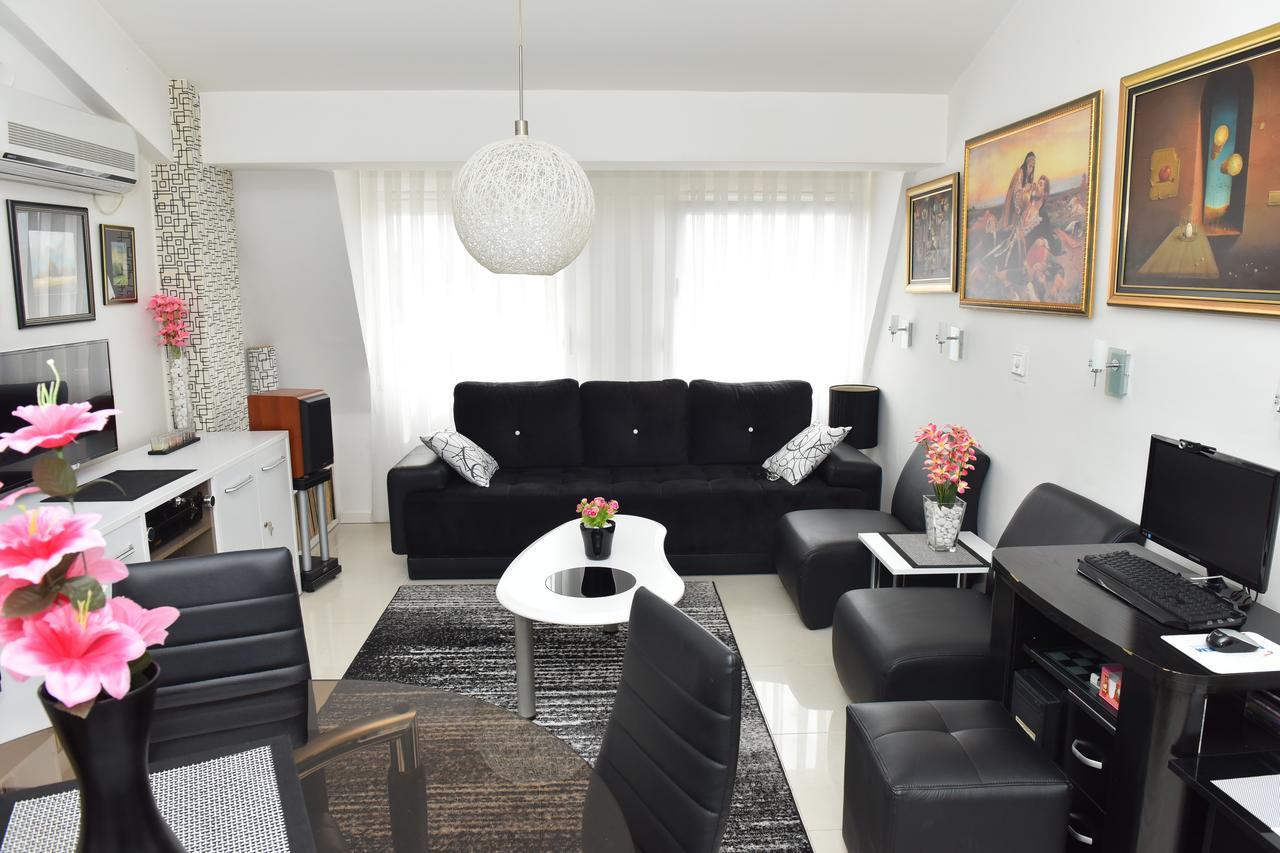 Apartment Union كومانوفو المظهر الخارجي الصورة